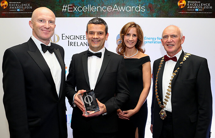 Dromone Managing Director, William Egenton, was recently awarded the 2016 President’s Award by Engineers Ireland. 
